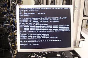 English: Kernel panic Magyar: "Kernel pan...