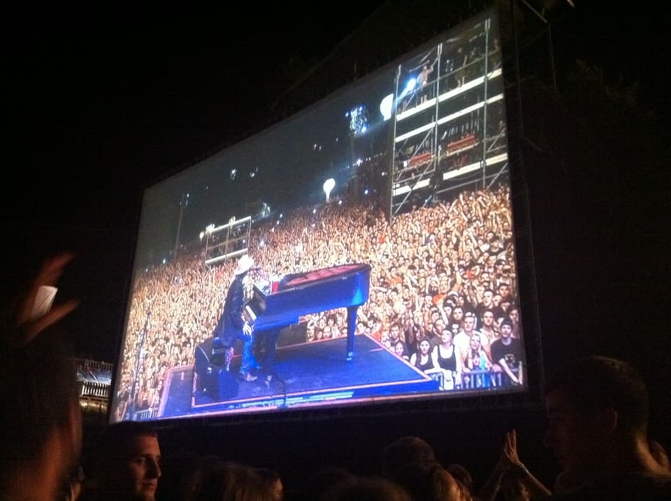 Crowd had fun though Crowd had fun though