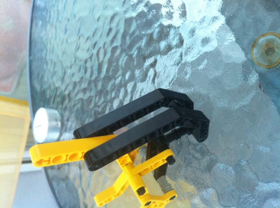 Step8: add the main weight supports Step8: add the main weight supports