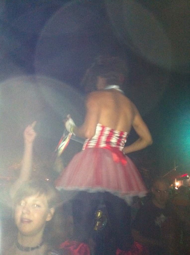 Girl on stilts! Girl on stilts!